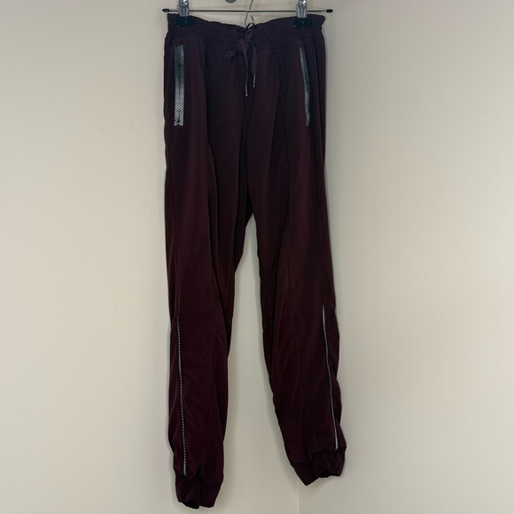 Lululemon Maroon Reflective Joggers – Lightweight Running & Training Pants - Picture 3 of 11